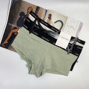 NWT Calvin Klein Women Ribbed BoyShorts 3 Pack